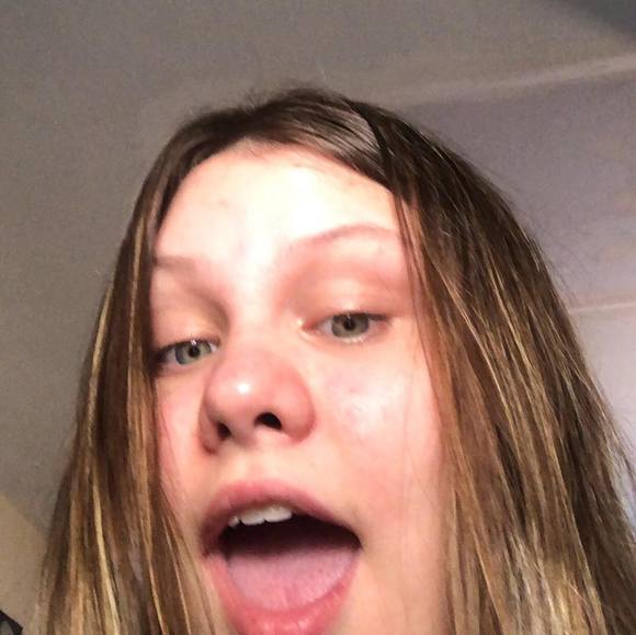 Meet your Posher, Lainey - Picture 1 of 1